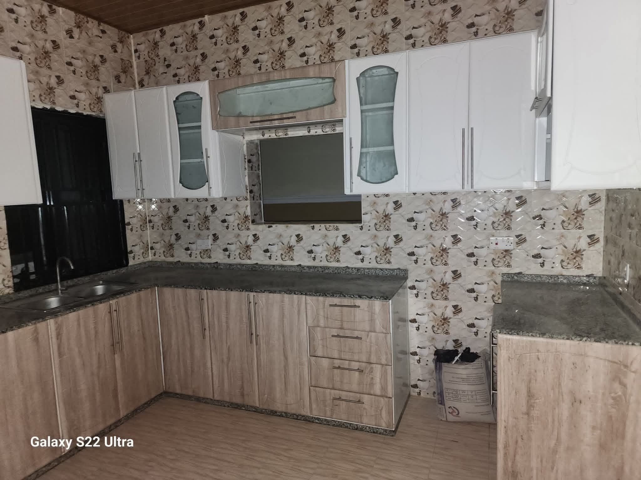 4-Bedroom House for Sale in Off Femi Turner, Goderich photo 3