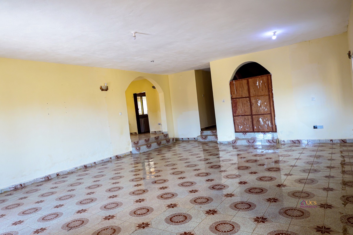 3 Apartments for Rent/Lease in Lakka photo 5